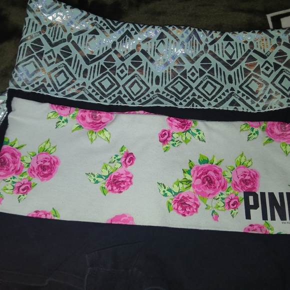 PINK Victoria's Secret Bling, Foil, Roses,Aztec Yoga Shorts 2011-2012 Yoga Short - Picture 2 of 10